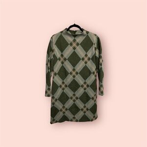 Vintage Green Argyle Winter Tress